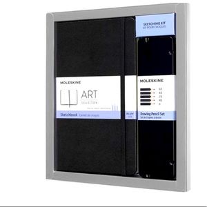 New Moleskine Professional Sketching Drawing Kit